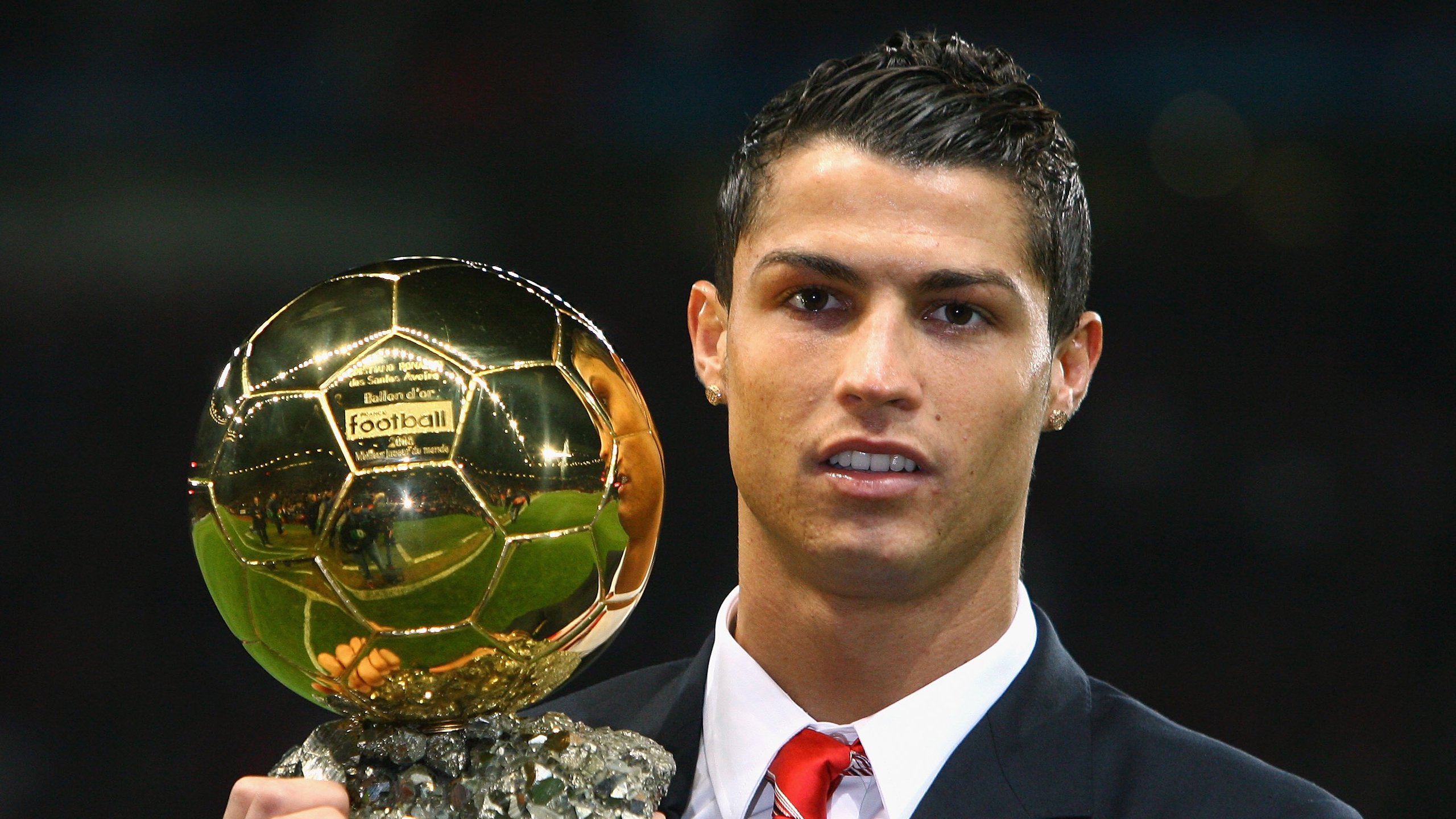 开云电竞中国-_未来极限车：智能科技驰骋未来赛场_，未来科技超跑